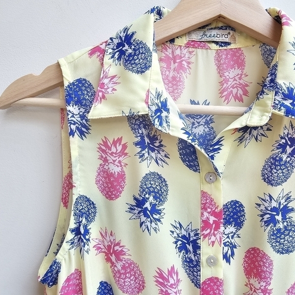 Upside Down Pineapple Print and Mother of Pearl Button Romper, Size Small - Picture 3 of 14
